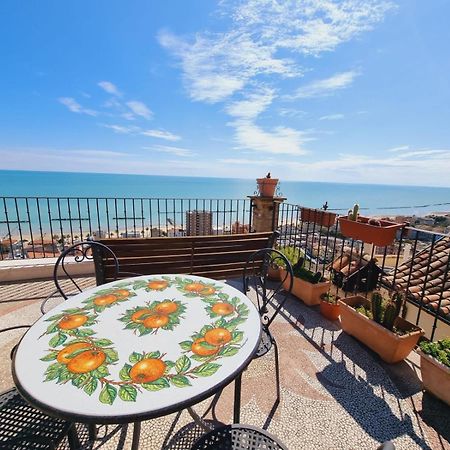 B&B La Torretta Sul Borgo กรอตตัมมาเร ภายนอก รูปภาพ