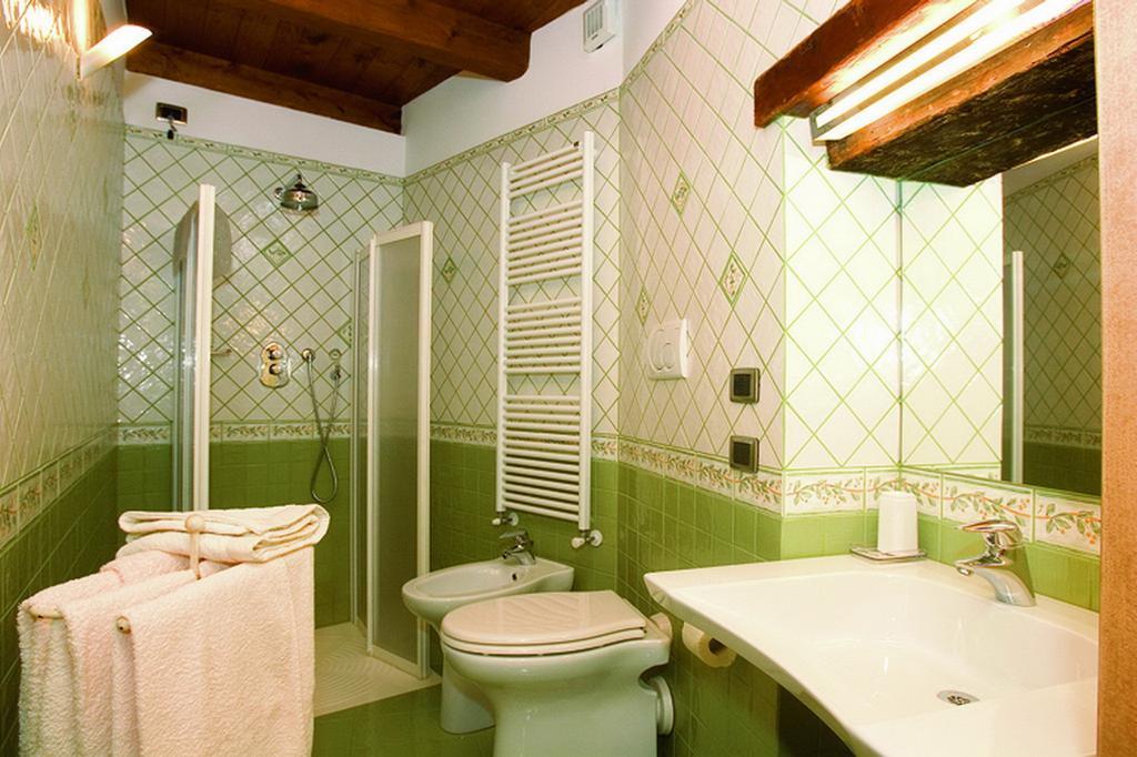 B&B La Torretta Sul Borgo กรอตตัมมาเร ภายนอก รูปภาพ