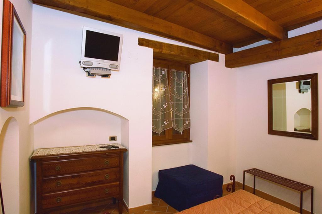 B&B La Torretta Sul Borgo กรอตตัมมาเร ภายนอก รูปภาพ