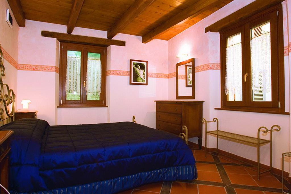 B&B La Torretta Sul Borgo กรอตตัมมาเร ห้อง รูปภาพ