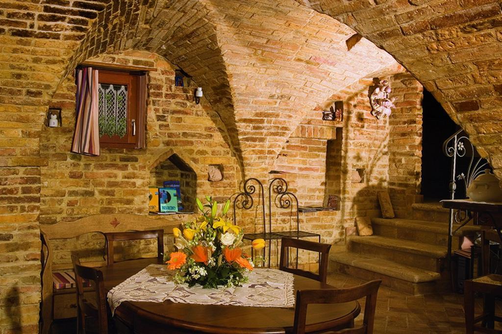 B&B La Torretta Sul Borgo กรอตตัมมาเร ภายนอก รูปภาพ