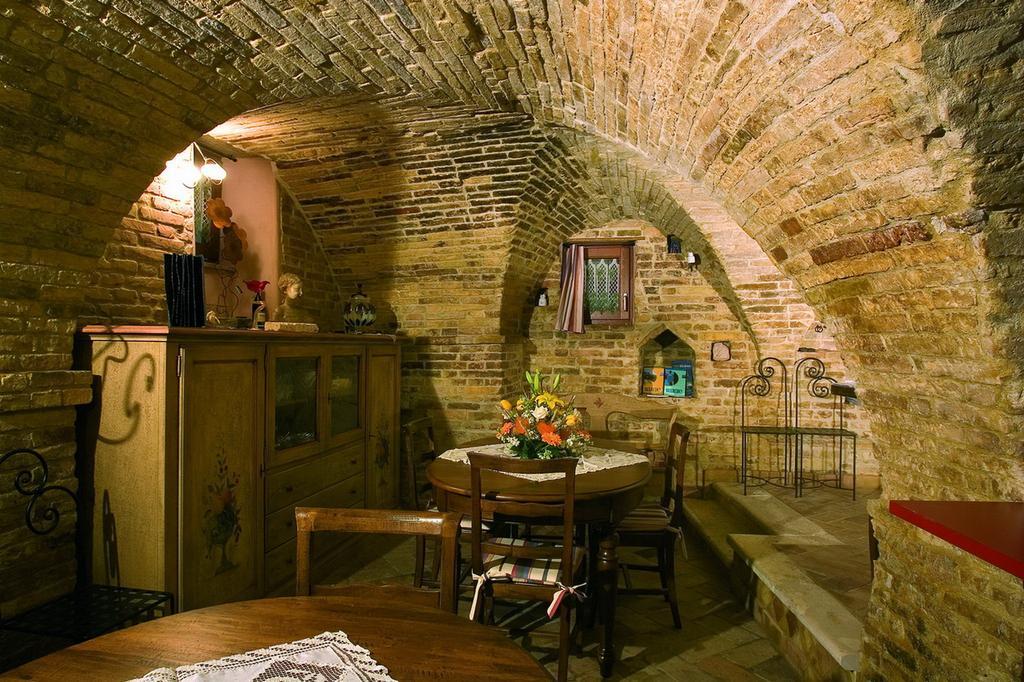 B&B La Torretta Sul Borgo กรอตตัมมาเร ภายนอก รูปภาพ